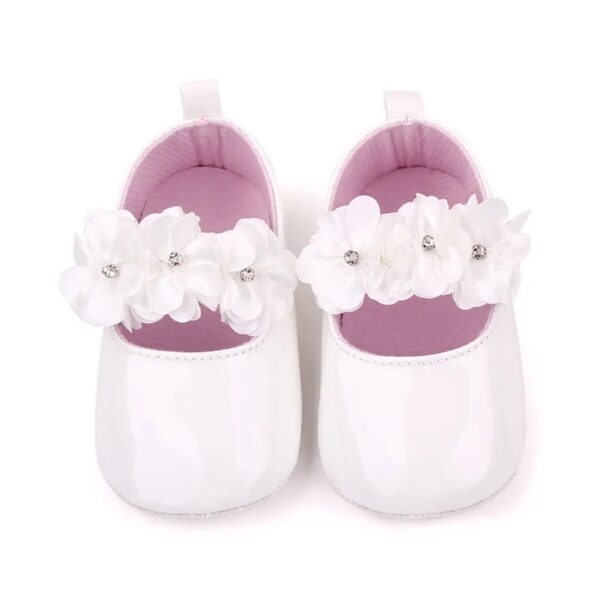 Shiny Flower Shoes White